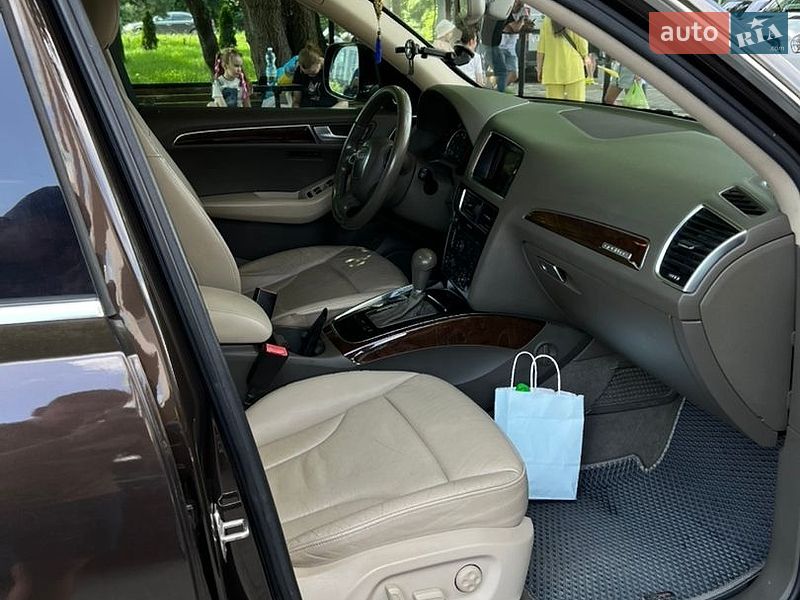 Внедорожник / Кроссовер Audi Q5 2011 в Ровно