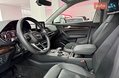 Позашляховик / Кросовер Audi Q5 2019 в Полтаві фото 7 Позашляховик / Кросовер Audi Q5 2019 в Полтаві