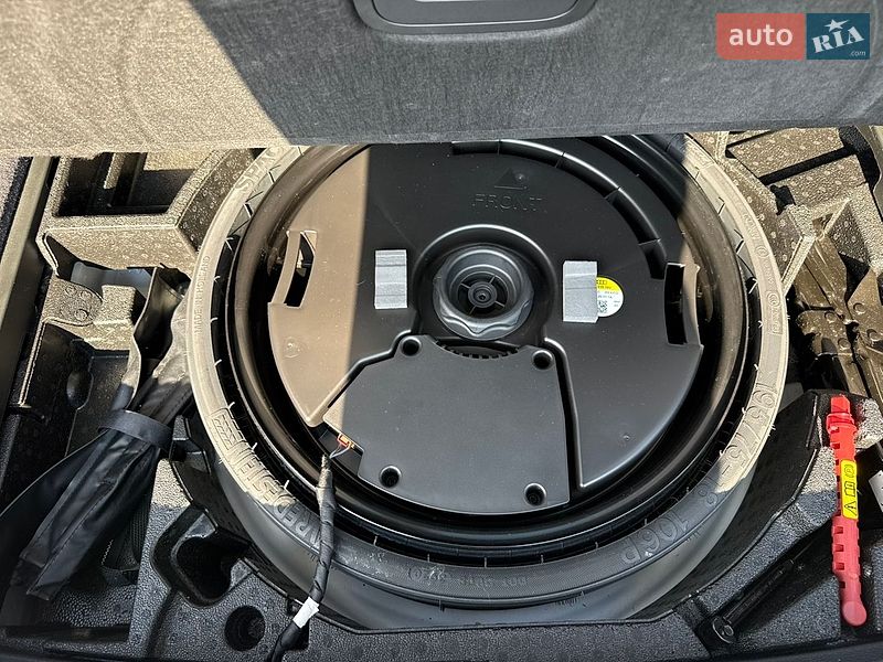 Позашляховик / Кросовер Audi Q5 2021 в Стрию