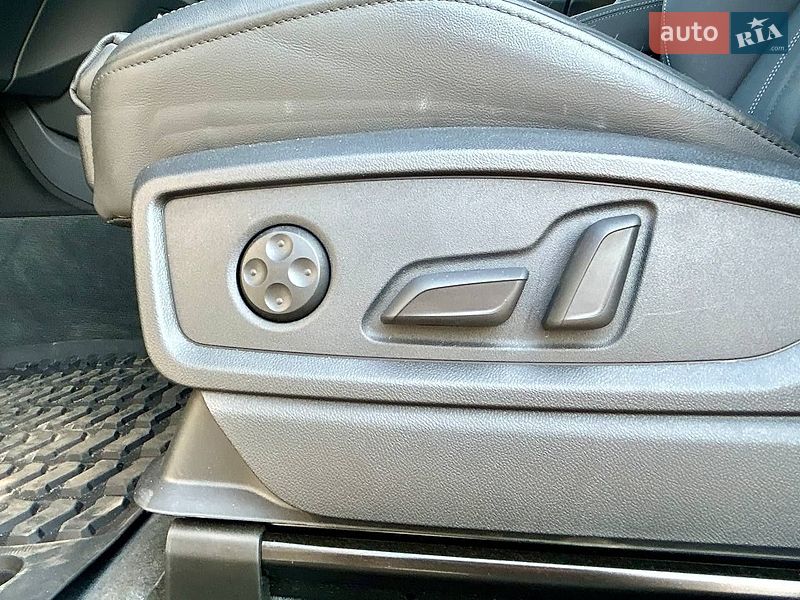 Позашляховик / Кросовер Audi Q5 2024 в Києві