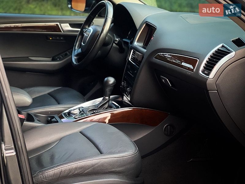Внедорожник / Кроссовер Audi Q5 2012 в Киеве