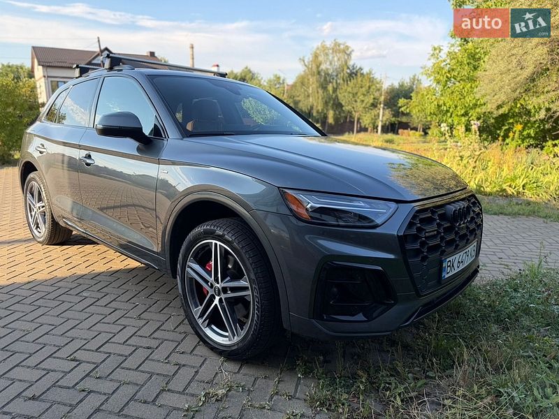 Внедорожник / Кроссовер Audi Q5 2024 в Ровно