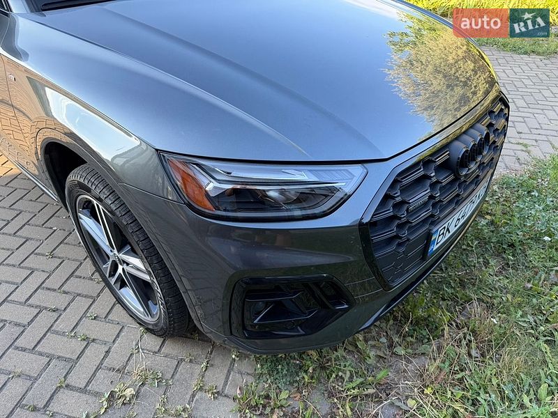 Позашляховик / Кросовер Audi Q5 2024 в Рівному