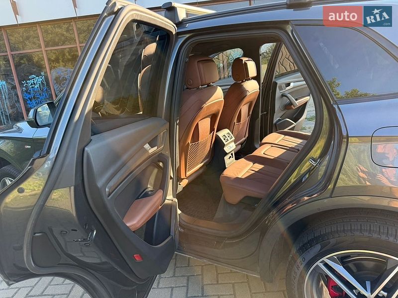Внедорожник / Кроссовер Audi Q5 2024 в Ровно