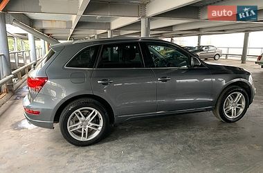 Позашляховик / Кросовер Audi Q5 2016 в Трускавці