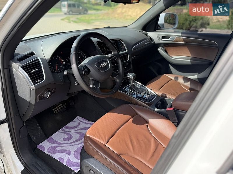 Позашляховик / Кросовер Audi Q5 2017 в Луцьку