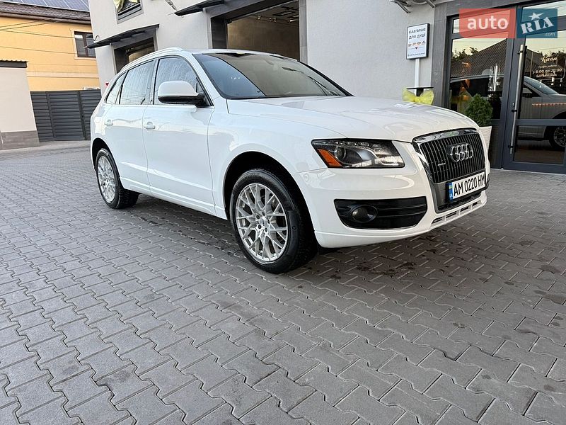 Внедорожник / Кроссовер Audi Q5 2011 в Овруче