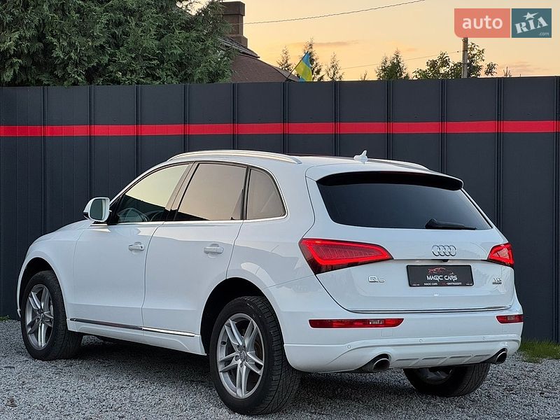 Внедорожник / Кроссовер Audi Q5 2015 в Луцке