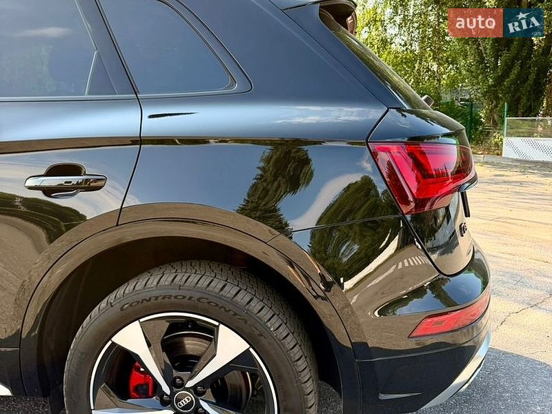 Внедорожник / Кроссовер Audi Q5 2024 в Киеве