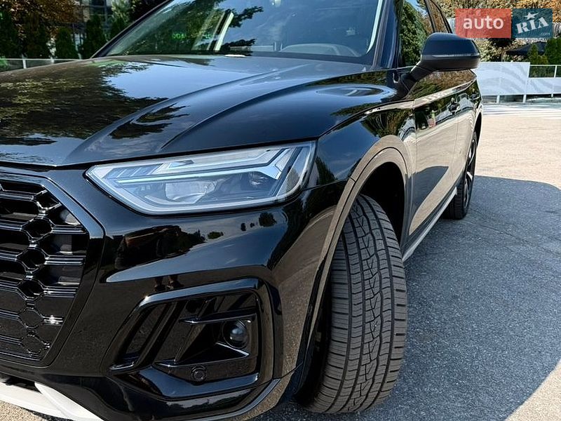 Внедорожник / Кроссовер Audi Q5 2024 в Киеве