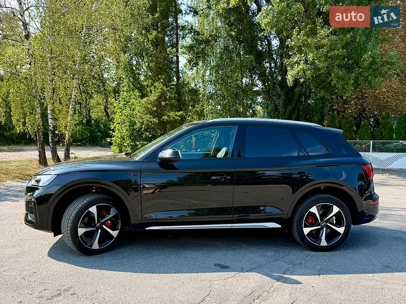 Внедорожник / Кроссовер Audi Q5 2024 в Киеве