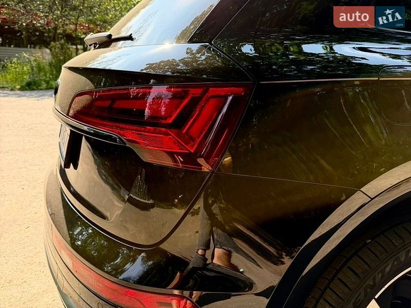 Внедорожник / Кроссовер Audi Q5 2024 в Киеве
