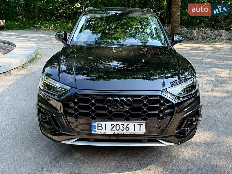 Внедорожник / Кроссовер Audi Q5 2024 в Киеве