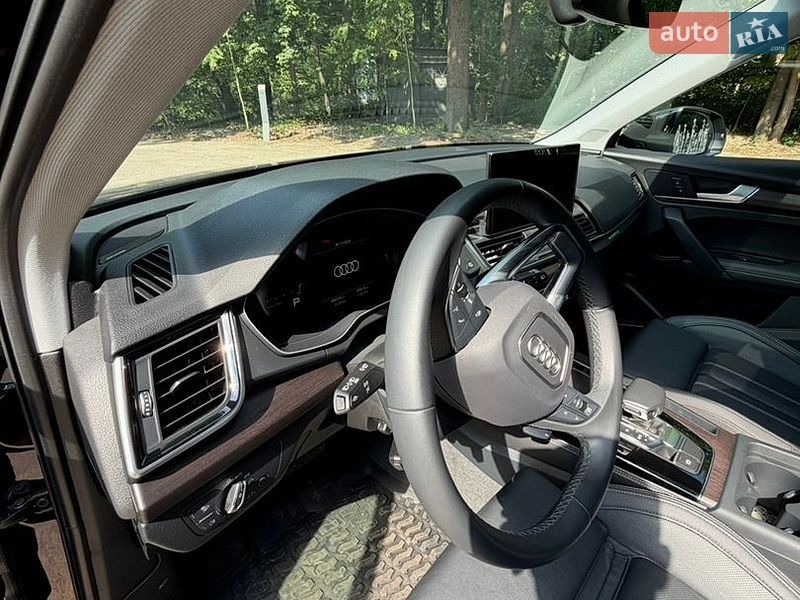 Внедорожник / Кроссовер Audi Q5 2024 в Киеве