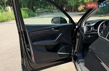 Внедорожник / Кроссовер Audi Q5 2024 в Киеве