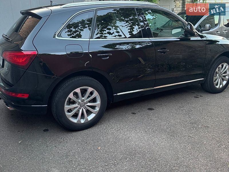 Позашляховик / Кросовер Audi Q5 2013 в Черкасах фото 2 Позашляховик / Кросовер Audi Q5 2013 в Черкасах