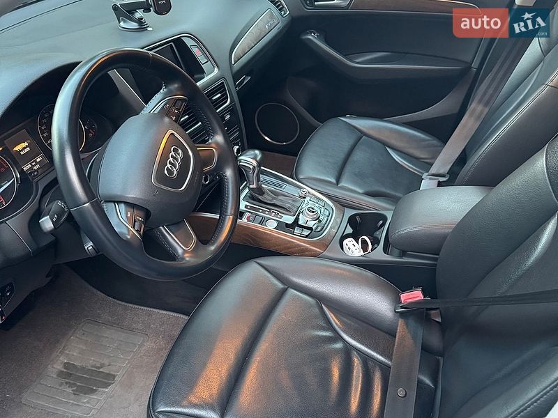 Позашляховик / Кросовер Audi Q5 2013 в Черкасах фото 5 Позашляховик / Кросовер Audi Q5 2013 в Черкасах