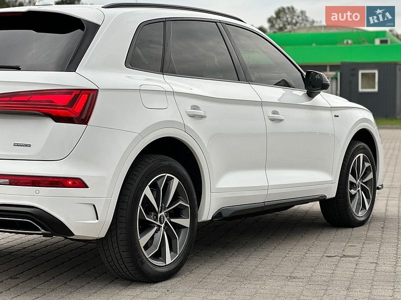 Позашляховик / Кросовер Audi Q5 2021 в Бродах