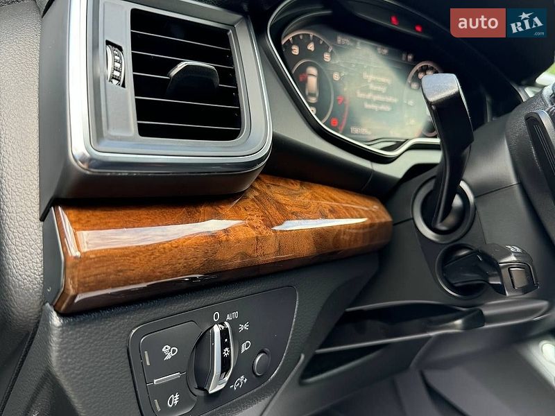 Позашляховик / Кросовер Audi Q5 2017 в Києві