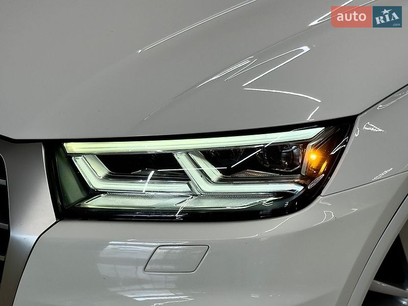 Позашляховик / Кросовер Audi Q5 2019 в Миколаєві
