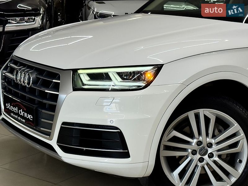 Позашляховик / Кросовер Audi Q5 2019 в Миколаєві