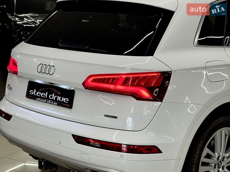 Позашляховик / Кросовер Audi Q5 2019 в Миколаєві