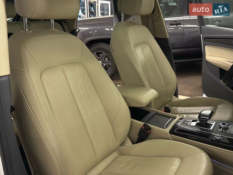 Позашляховик / Кросовер Audi Q5 2019 в Миколаєві