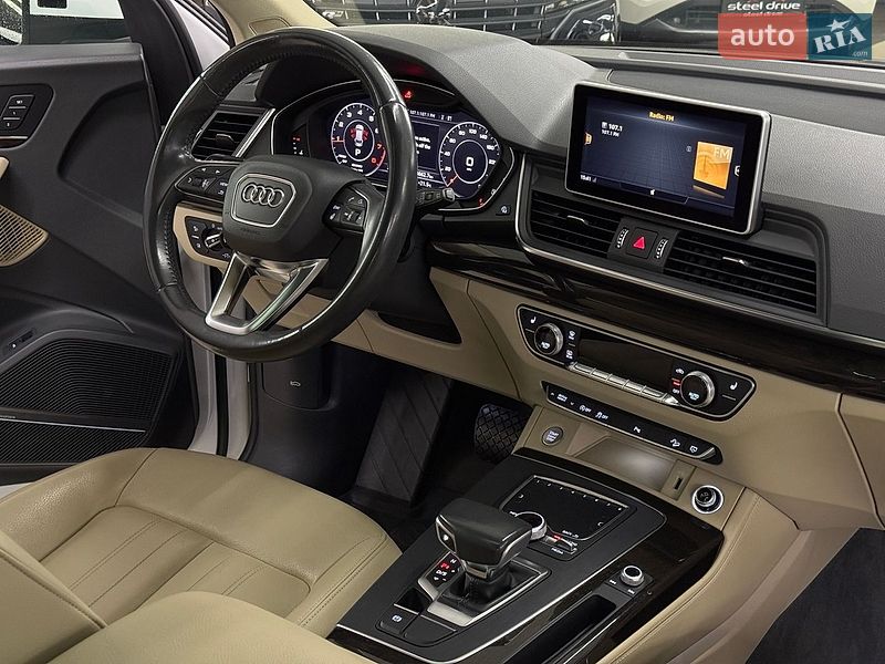Позашляховик / Кросовер Audi Q5 2019 в Миколаєві