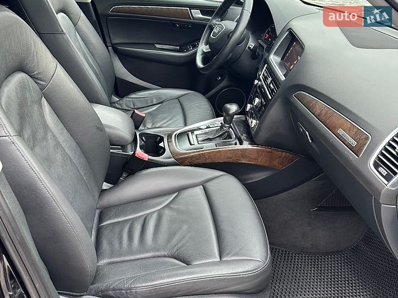 Внедорожник / Кроссовер Audi Q5 2013 в Корсуне-Шевченковском