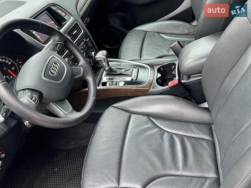 Внедорожник / Кроссовер Audi Q5 2013 в Корсуне-Шевченковском