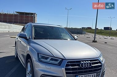 Внедорожник / Кроссовер Audi Q5 2017 в Львове