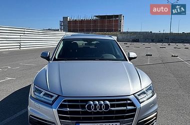 Позашляховик / Кросовер Audi Q5 2017 в Львові фото 3 Позашляховик / Кросовер Audi Q5 2017 в Львові
