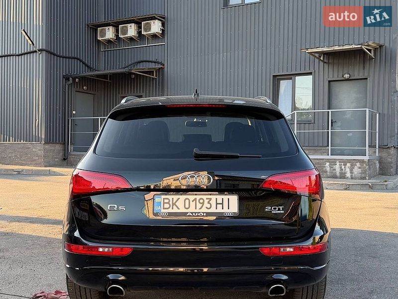 Внедорожник / Кроссовер Audi Q5 2013 в Чернигове