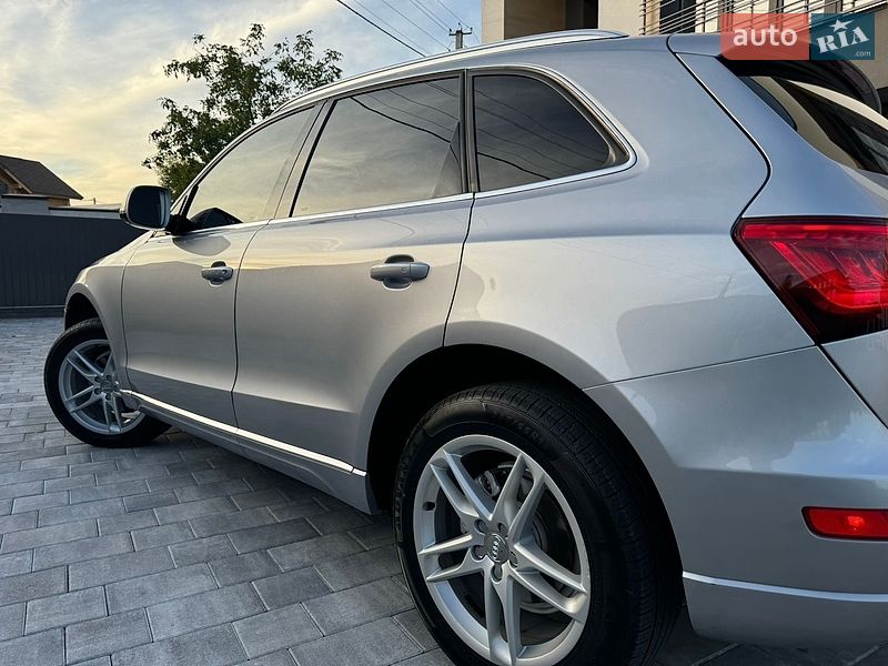 Внедорожник / Кроссовер Audi Q5 2015 в Дрогобыче