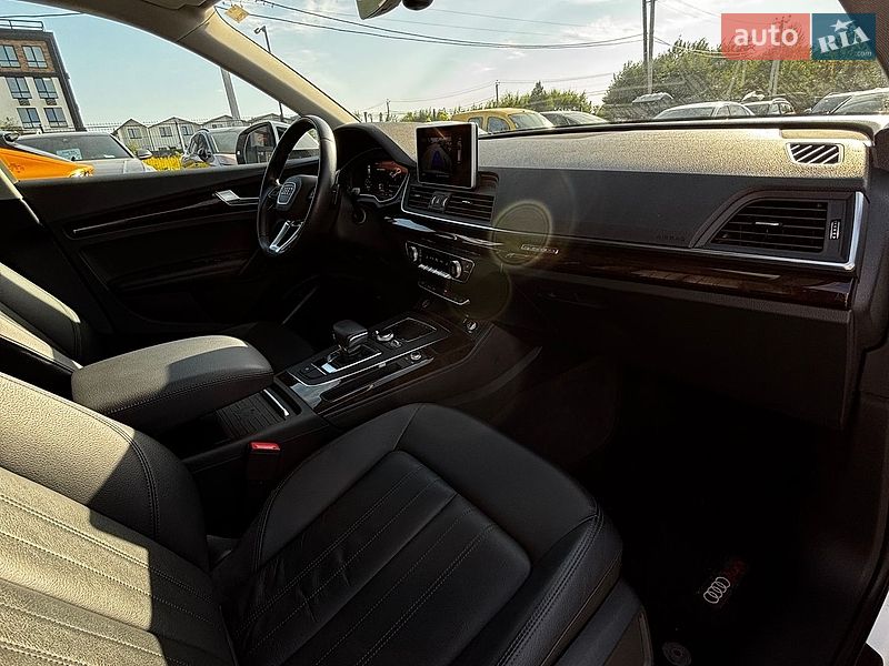 Внедорожник / Кроссовер Audi Q5 2020 в Белогородке