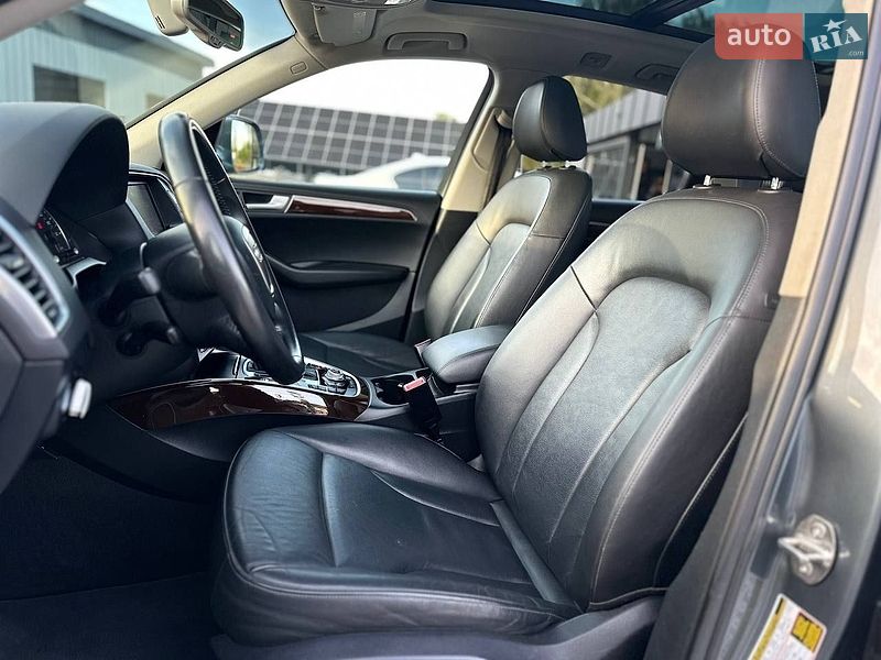 Внедорожник / Кроссовер Audi Q5 2011 в Владимире