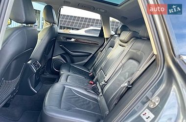 Внедорожник / Кроссовер Audi Q5 2011 в Владимире