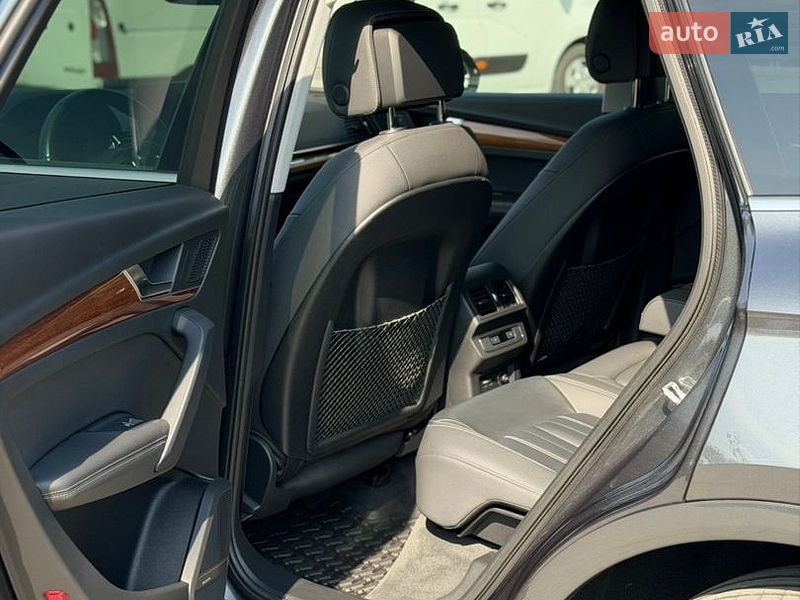 Позашляховик / Кросовер Audi Q5 2020 в Южноукраїнську