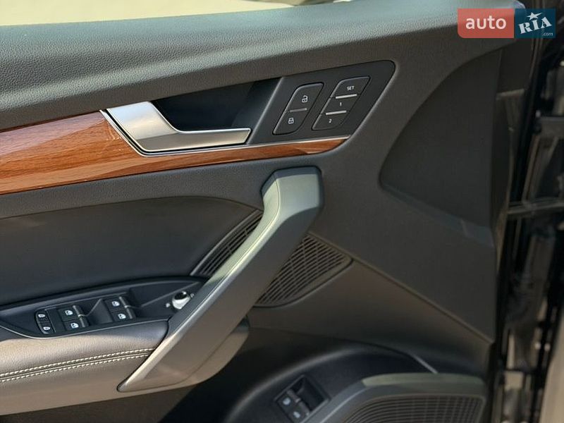 Позашляховик / Кросовер Audi Q5 2020 в Южноукраїнську