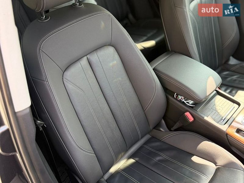 Позашляховик / Кросовер Audi Q5 2020 в Южноукраїнську
