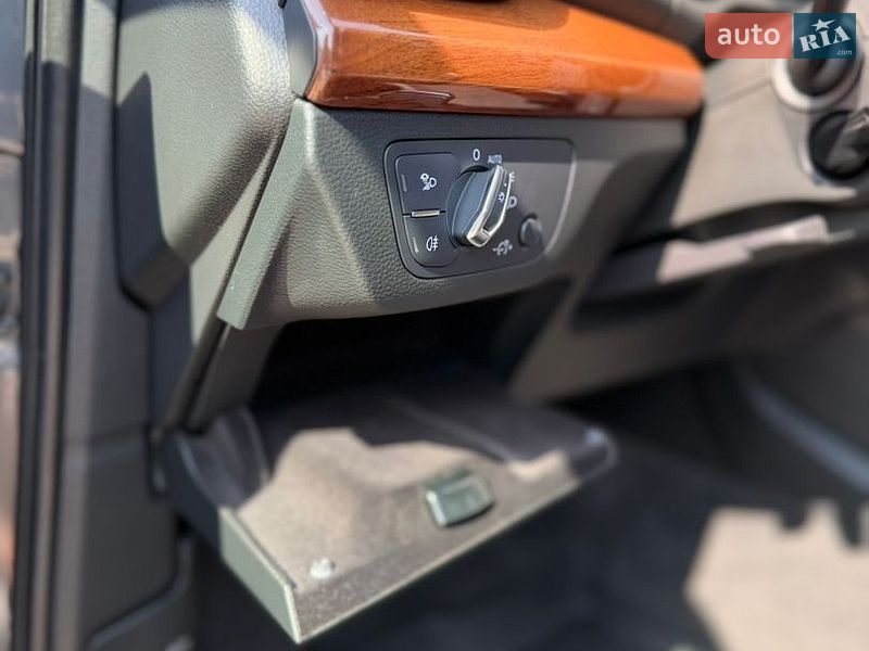 Позашляховик / Кросовер Audi Q5 2020 в Южноукраїнську