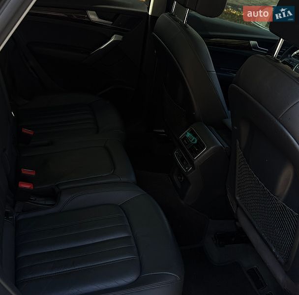 Внедорожник / Кроссовер Audi Q5 2017 в Березному фото 13 Внедорожник / Кроссовер Audi Q5 2017 в Березному