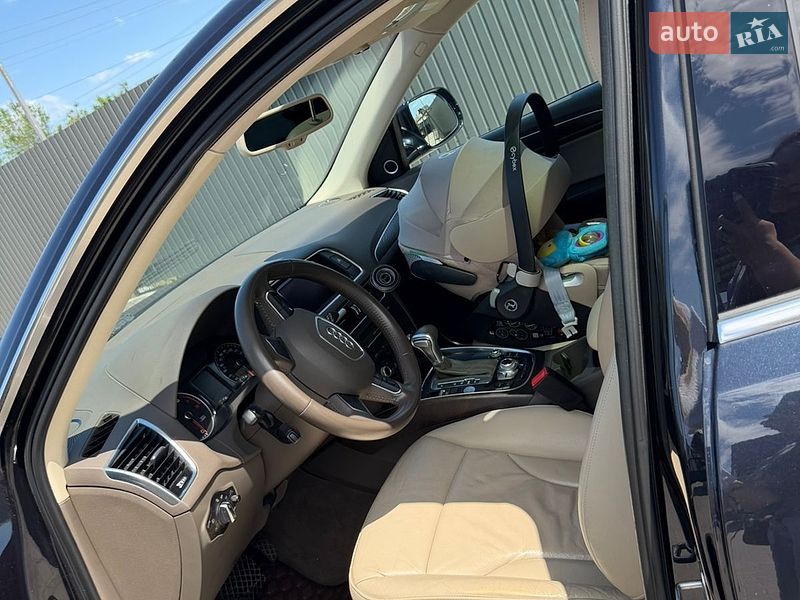 Позашляховик / Кросовер Audi Q5 2015 в Черкасах