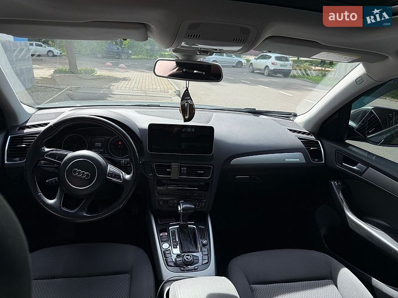 Внедорожник / Кроссовер Audi Q5 2015 в Ромнах фото Внедорожник / Кроссовер Audi Q5 2015 в Ромнах