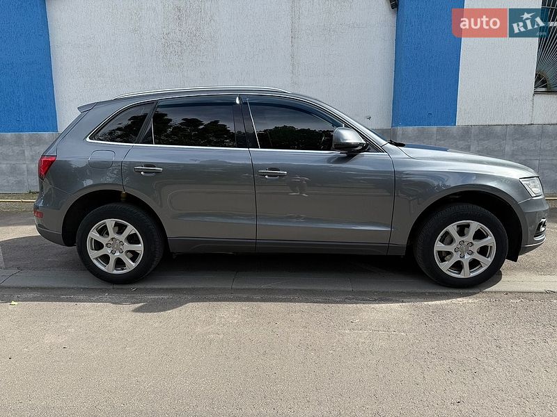 Внедорожник / Кроссовер Audi Q5 2015 в Ромнах фото 8 Внедорожник / Кроссовер Audi Q5 2015 в Ромнах