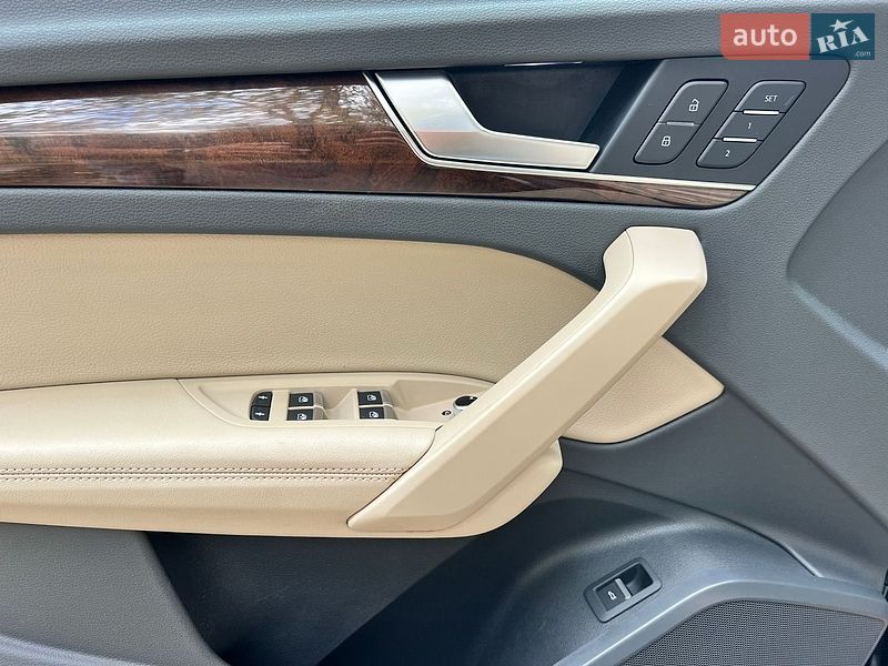 Позашляховик / Кросовер Audi Q5 2020 в Миколаєві