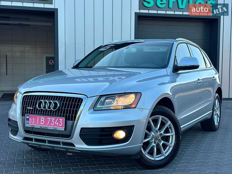 Внедорожник / Кроссовер Audi Q5 2010 в Владимире