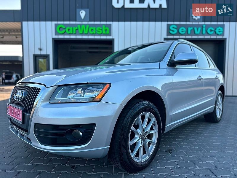 Внедорожник / Кроссовер Audi Q5 2010 в Владимире