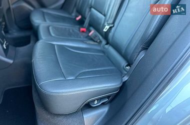 Внедорожник / Кроссовер Audi Q5 2010 в Владимире