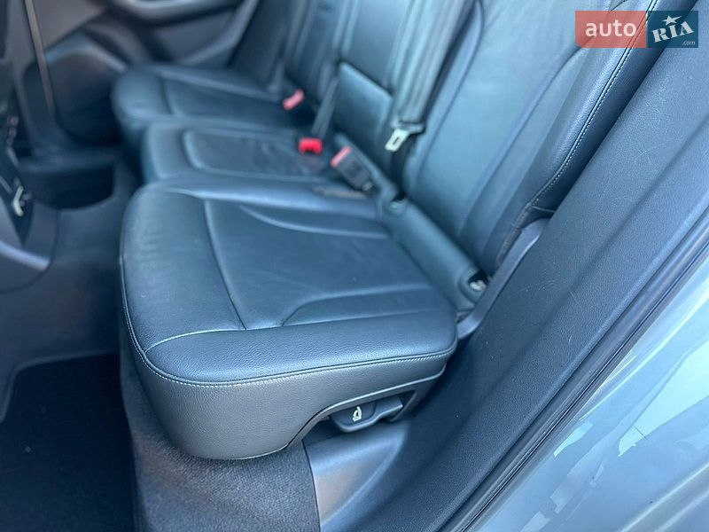 Внедорожник / Кроссовер Audi Q5 2010 в Владимире